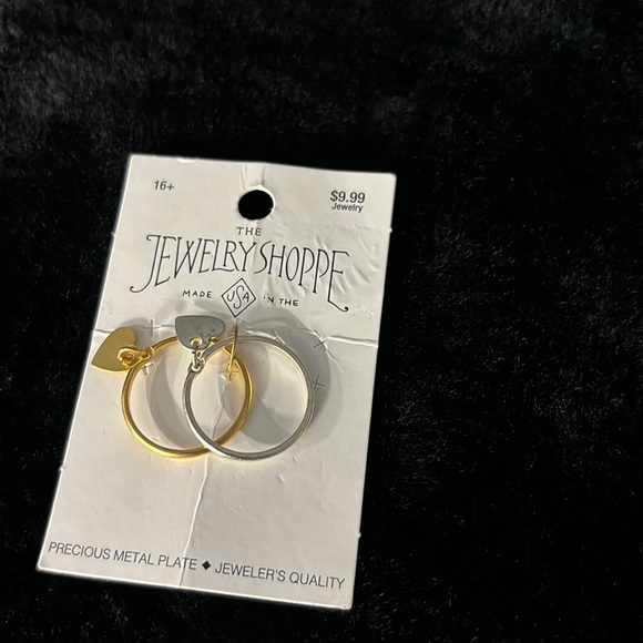 NWT The Jewelry Shoppe 2 Pieces 10K Gold/Silver Heart Drop Rings Size 7.5 Crafts - Picture 3 of 10